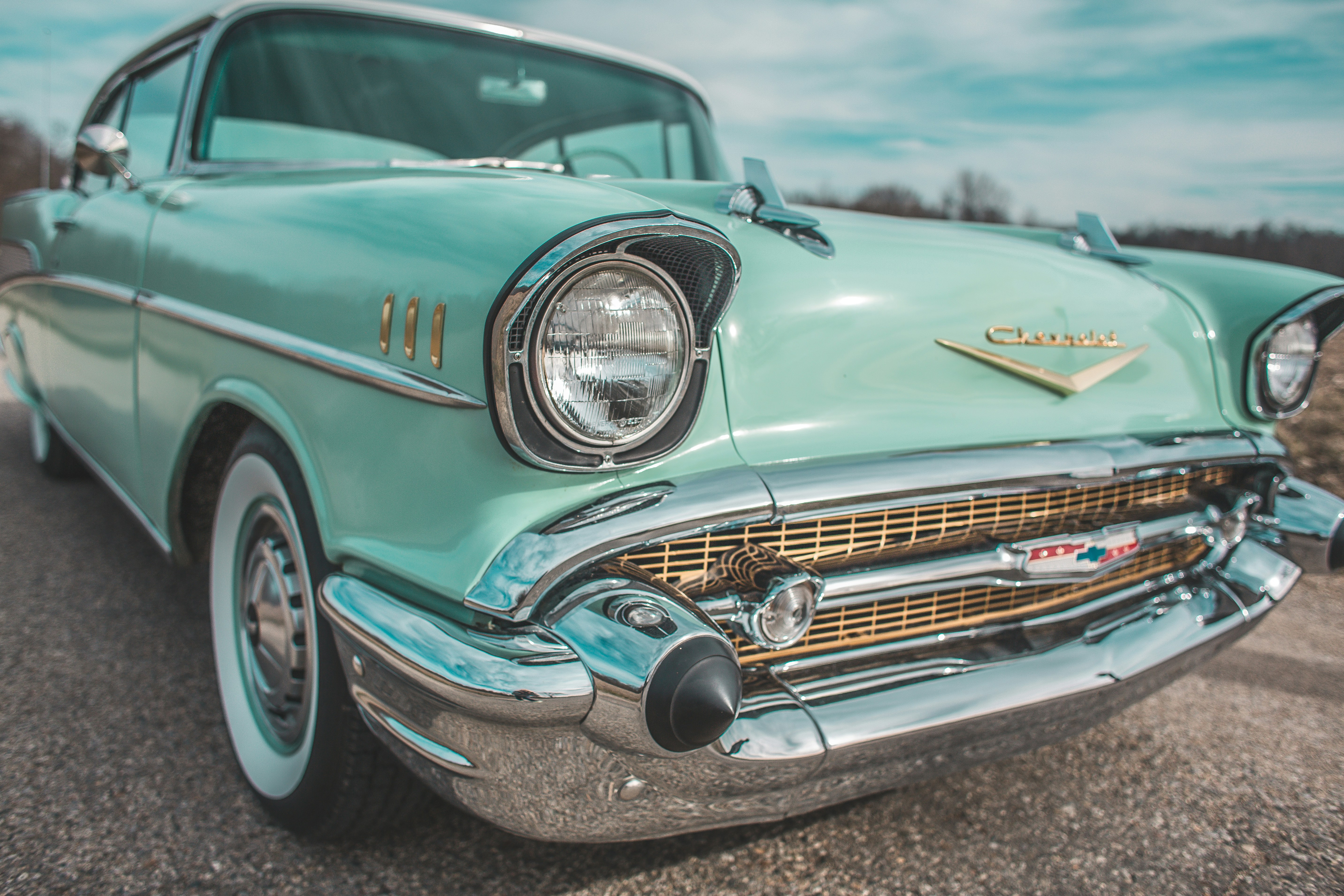 picture of a teal 57 Chevy